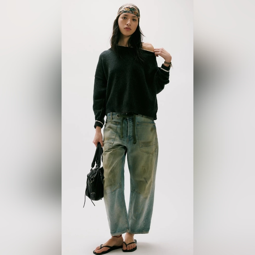 WE THE FREE PEOPLE LOW SLUNG PULL ON BARREL DARK BLUE